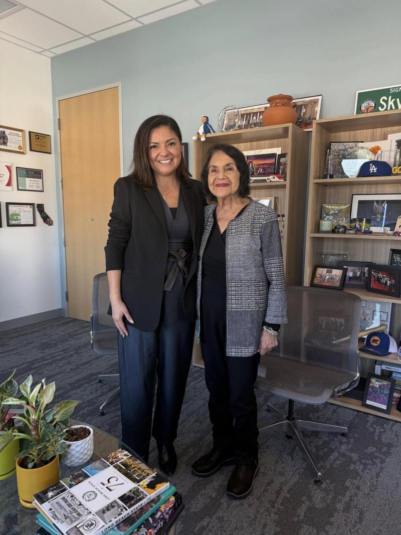 Senator Gonzalez with Dolores Huerta at the Senator's Capitol Office