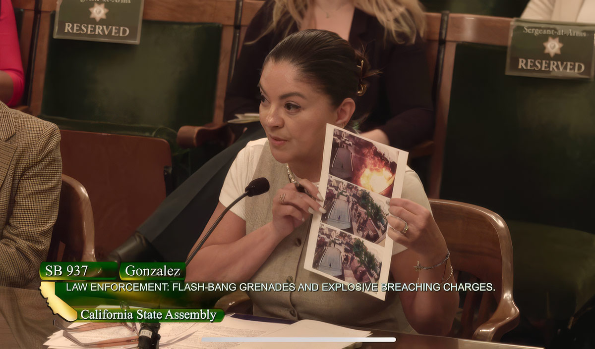 Senator Lena Gonzalez presents SB 937